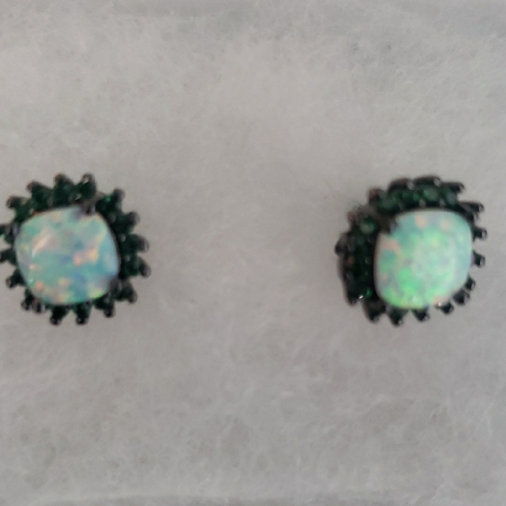 Green Opal Earrings💥 Sunburst Design